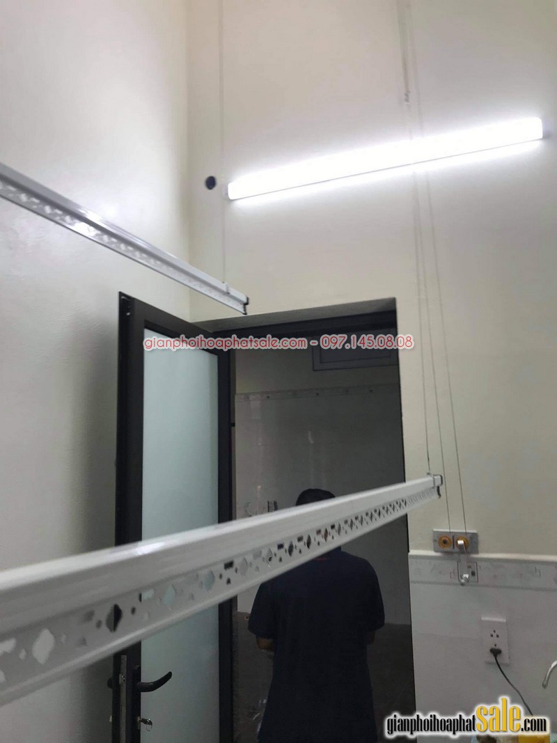 Hình ảnh lắp đặt bộ giàn phơi Hòa Phát HP999B tại nhà anh Hưng, Gia Lâm